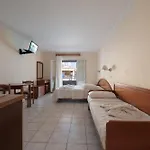 Paradise Ξενοδοχείο με διαμερίσματα